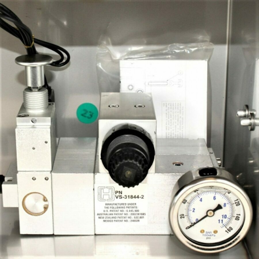 LIFT AXLE CONTROL KIT, STAINLESS STEEL ENCLOSURE, REGULATED, NO F.W.V.