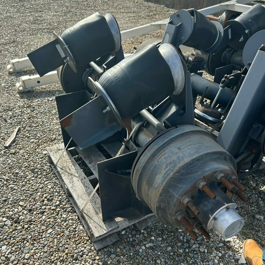 HLM PUSHER AXLE 20K,71-1/2,HP, TQ,SST ,9-11 RIDE HEIGHT GREASE FMT20AXA49BX1XJ (26102057)