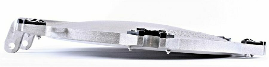 COVER, BETTS 20" MANLID W/ WHITE FDA NITRILE GASKET